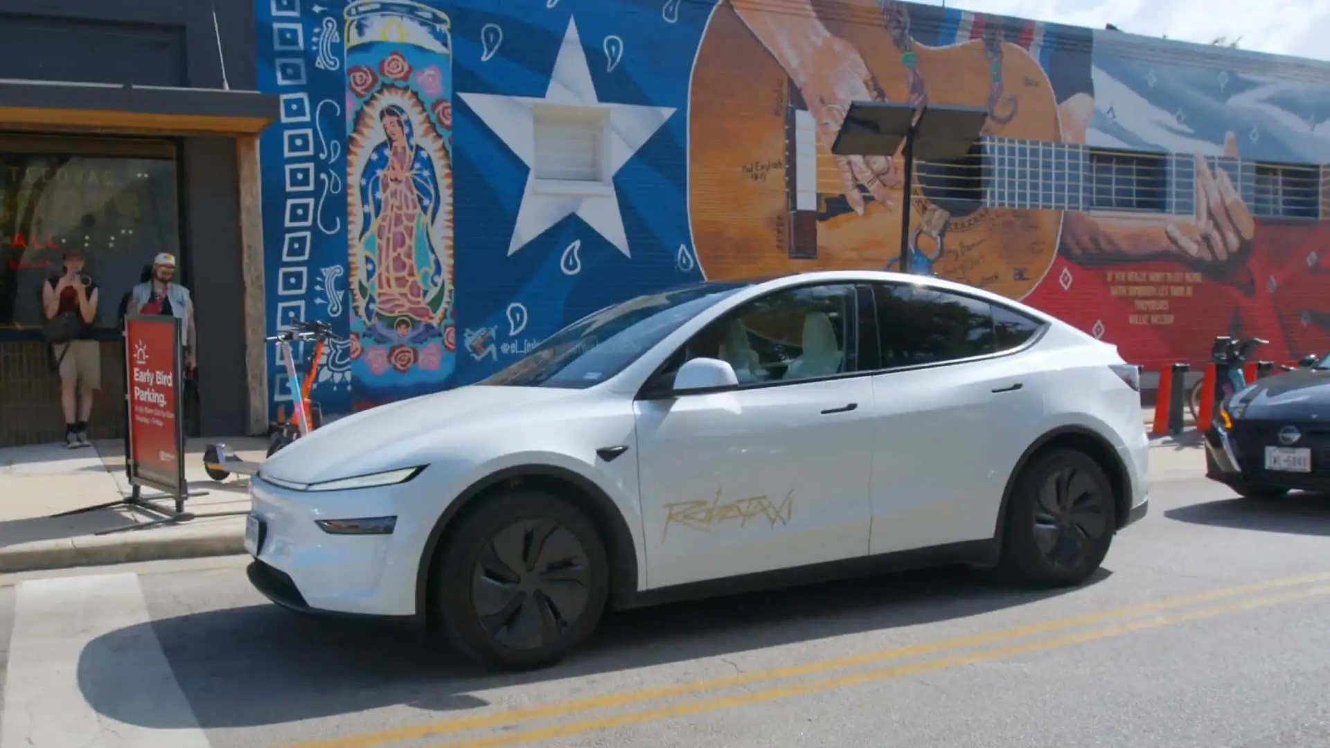Tesla Quietly Rolls Out Robotaxis in Texas: Here’s Why Your Startup Should Pay Attention